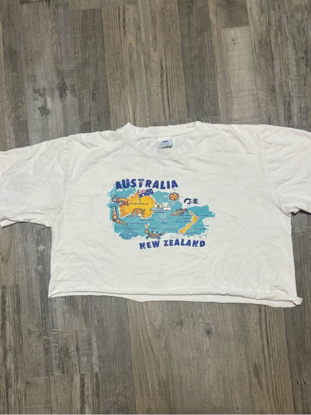 Crop Graphic Tee - White - Picture 4 of 6